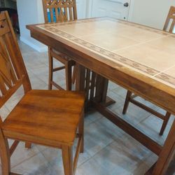 Counter Hight Dining Table And Chairs 