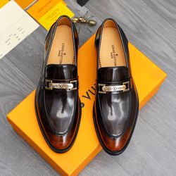 LV Men’s Leather Shoes With Box 2026 New