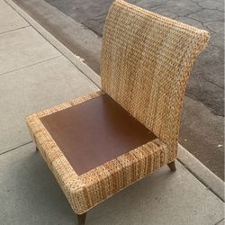 Oversized wicker Accent Chair 