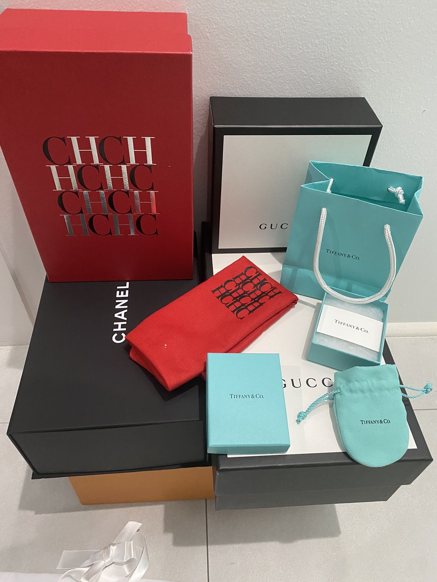 Empty empty Gucci Louis Vuitton Chanel Tiffany & Co. for Sale in