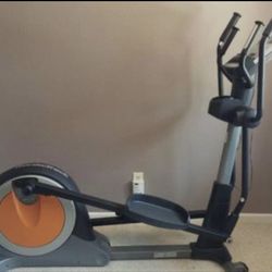 Norditrack Elliptical Trainer Machine 