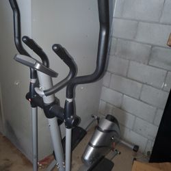Elliptical . Priced For Quick Sell! Must Pick Up!