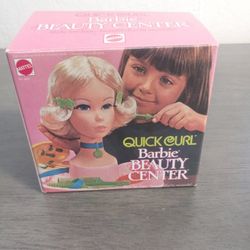 Vintage 1974 Quick Curl Barbie Beauty Center No. 4027
