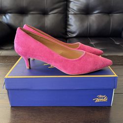 Heel The World Fuchsia Heels size 8.5