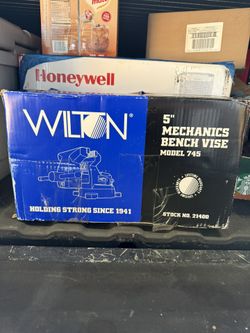 Wilton Vise Model 745