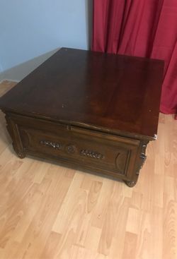 Square coffee table with drawers