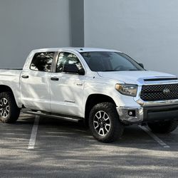 2018 Toyota Tundra 