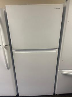 Samsung Top Mount White Refrigerator
