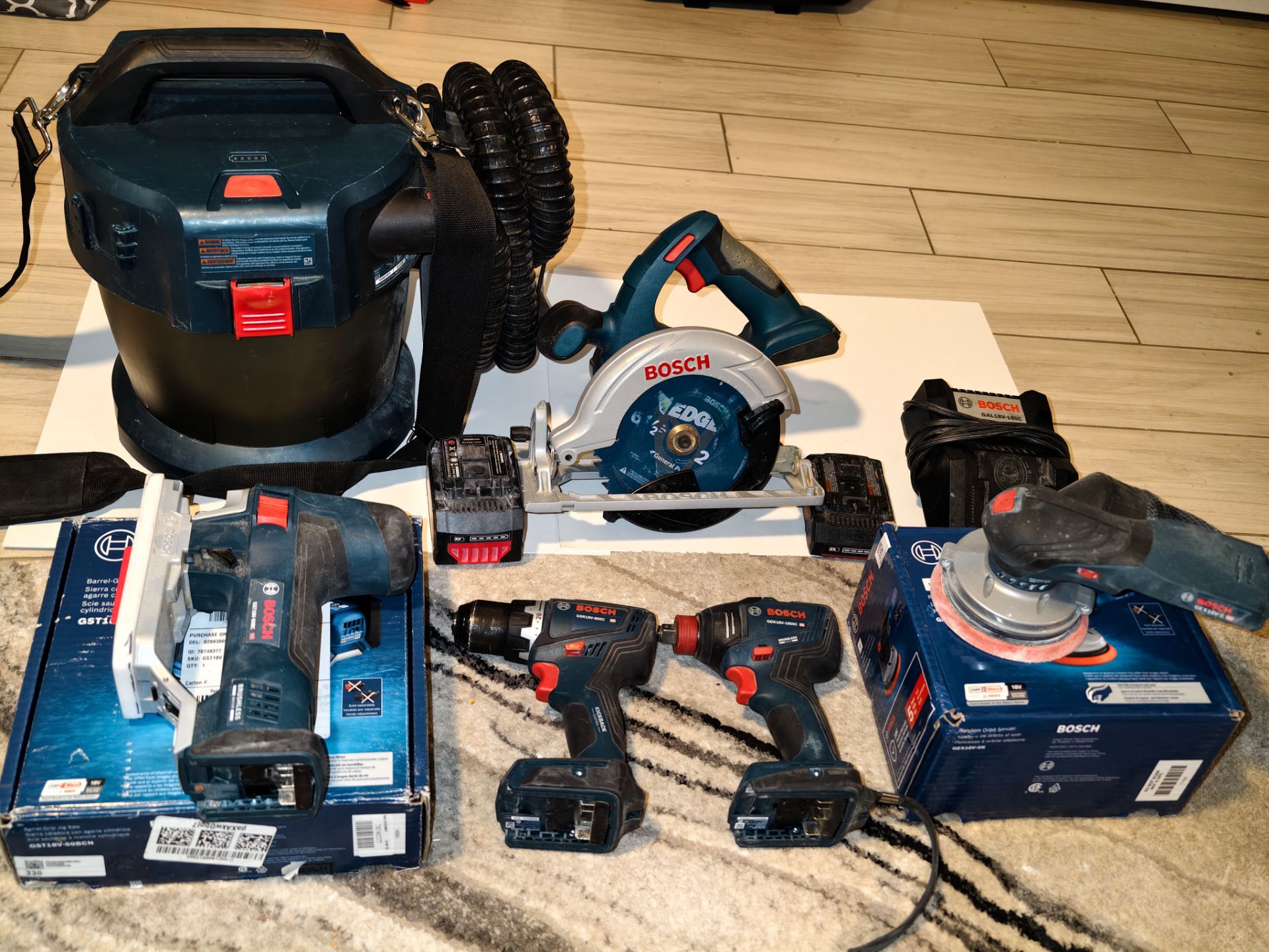 Bosch Cordless Tool Set