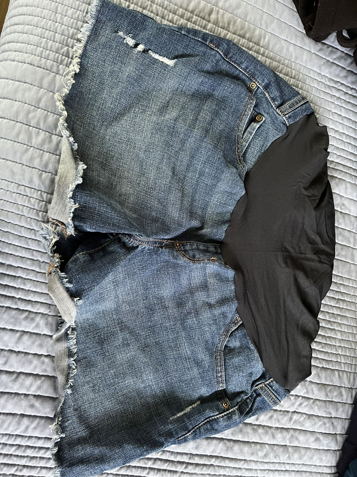Lot of Maternity clothes