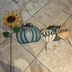 Fall Decor, Harvest, Medium Size Yard Stakes 