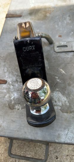 Curt 2-5/16” Hitch Receiver