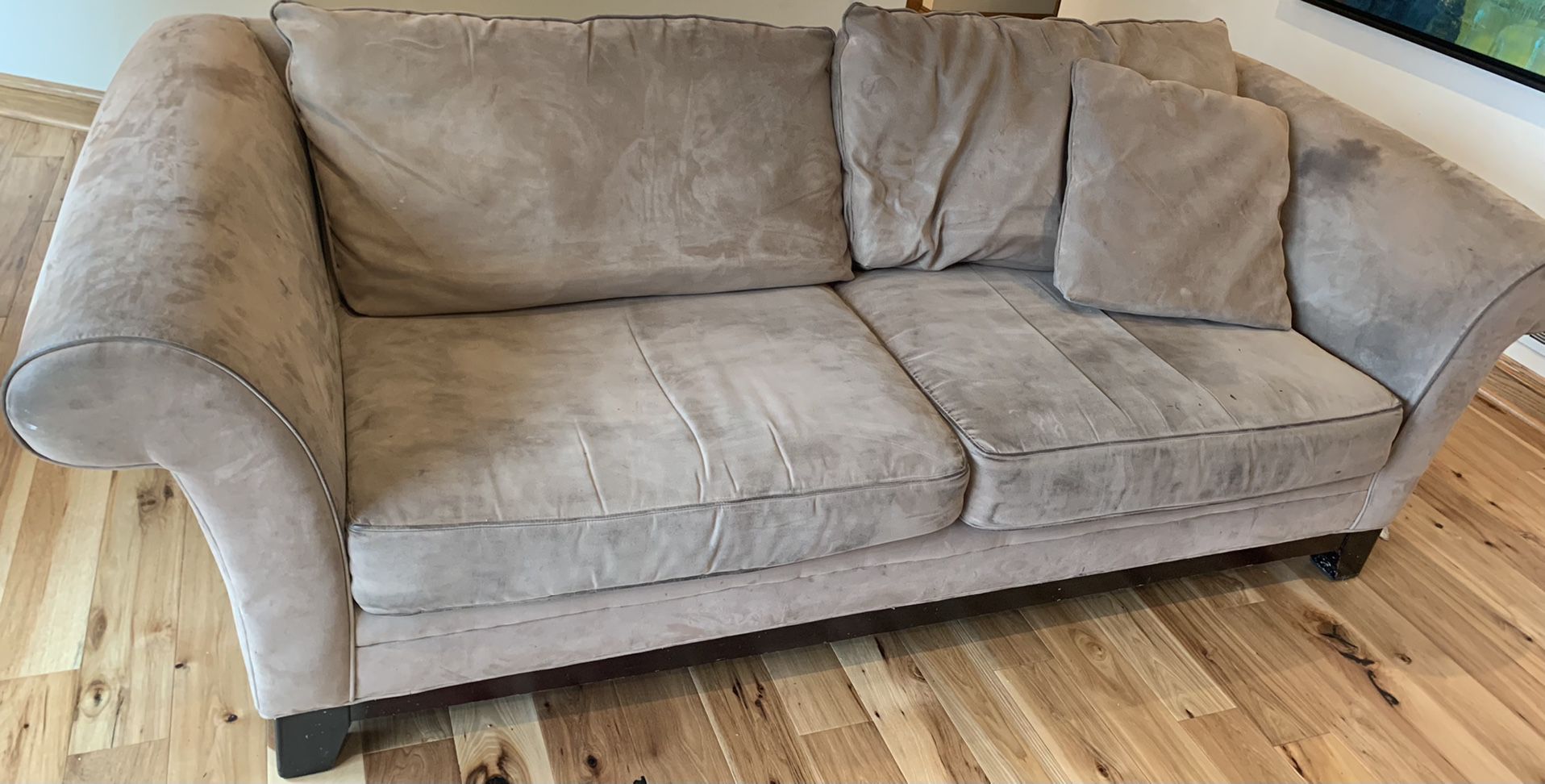 Micro Fiber Sofa For Sale 
