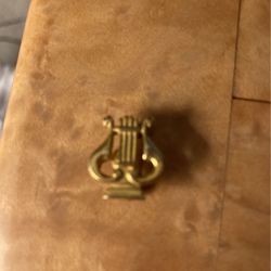 Small Gold Tone Harp & Piano Pins 