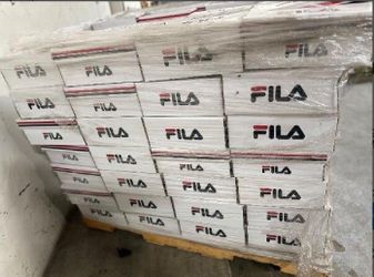 Need Gone Today! Pallet Of FILAS Slides Brand New 224 Pairs