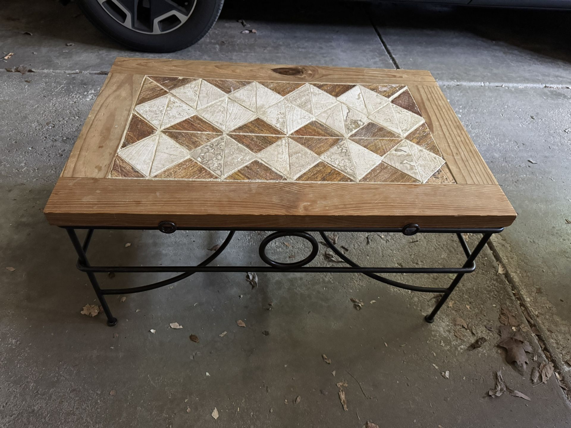 Coffee Table and End Table