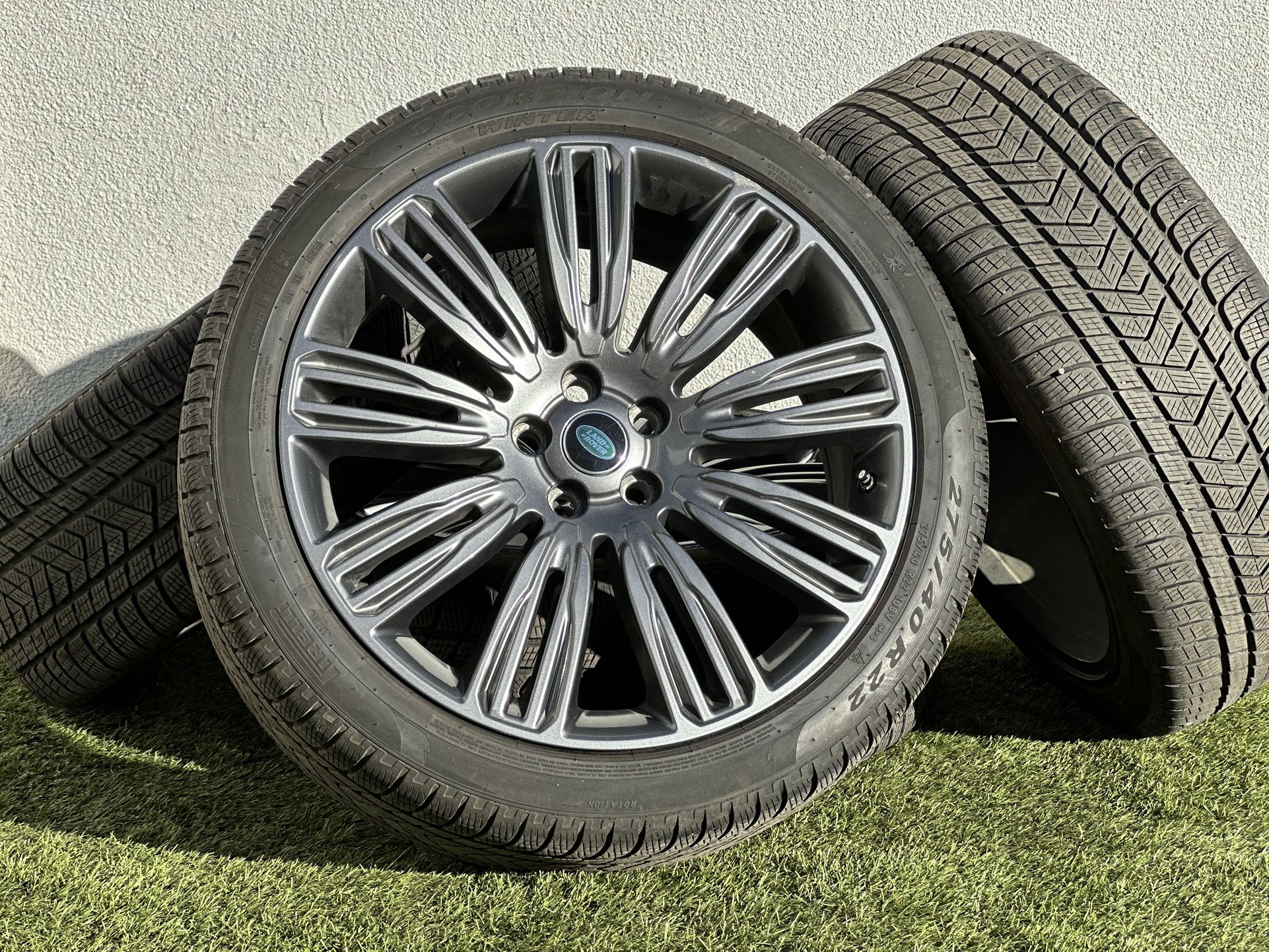 22” Land Rover Wheels OEM Range Rover 5x120 Defender rims Discovery Winter 285/40R22 tires Pirelli