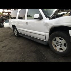 2003 Suburban - For Parts Only