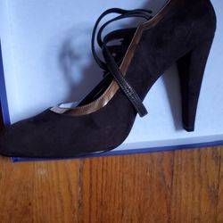 Stuart Weitzman 6.5 Medium  4" Heel