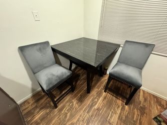 Dinner Table Moving By End Of Month, Need It Gone $325 OBO