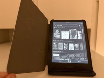 Unused New KINDLE (plus case)