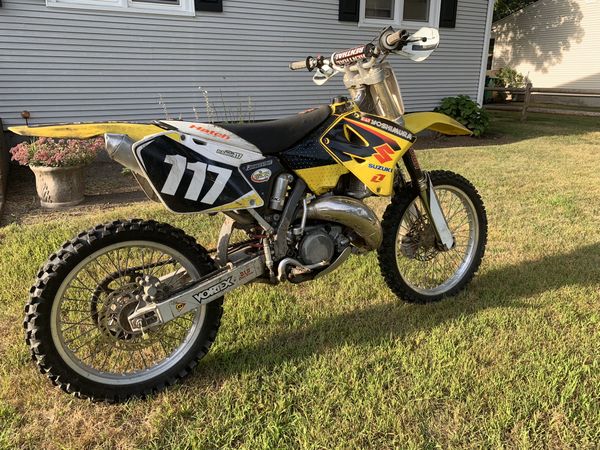 2001 suzuki rm125cc 2 stroke!