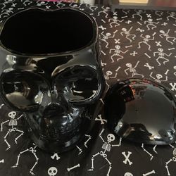 Skull Cannister