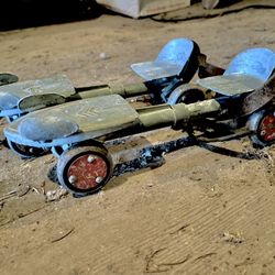 Vintage Metal Shoe Roller Skates