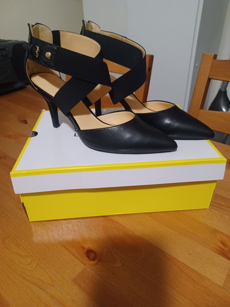 New Liz Claiborne Keegan High Heels Women's Size 8.5 Medium