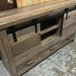 60" Rustic Brown TV Stand w Barn Doors