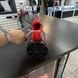 Milwaukee blower
