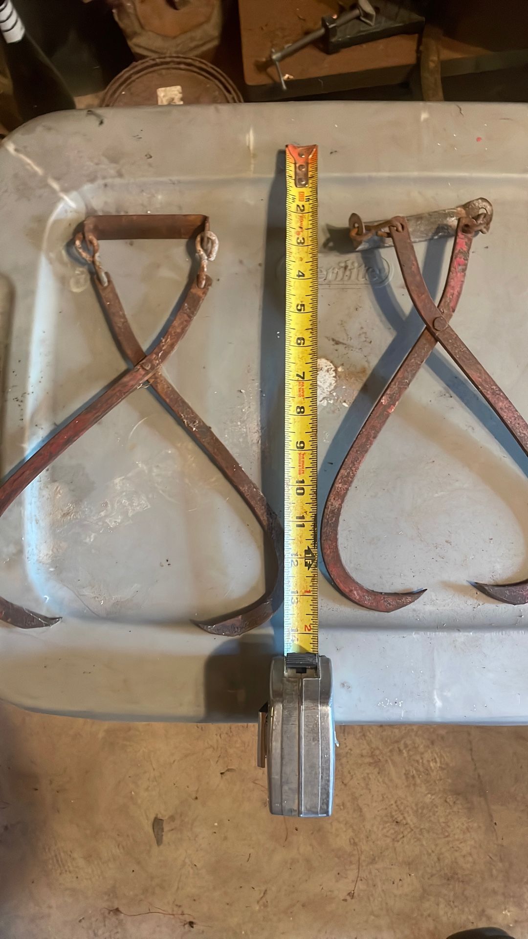 2 Ice Tong 