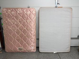 FREE Full size mattress and box spring