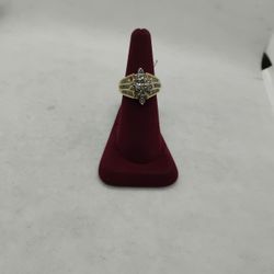 10K Cluster Ring (Sz 6 1/2)