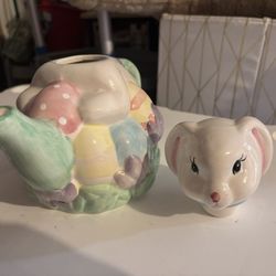 VINTAGE RARE DROOPY EARED WHITE BUNNY RABBIT TEAPOT - EASTER EGGS & TULIPS 