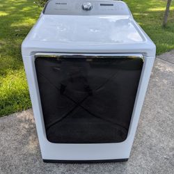 Samsung Ultra High Capacity Electric Dryer - Very Good Condition 