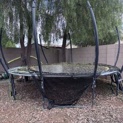 Trampoline 
