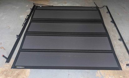 2023 GMC bed cover