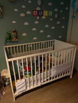 Free crib. Great condition.