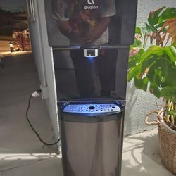 Water Dispenser 