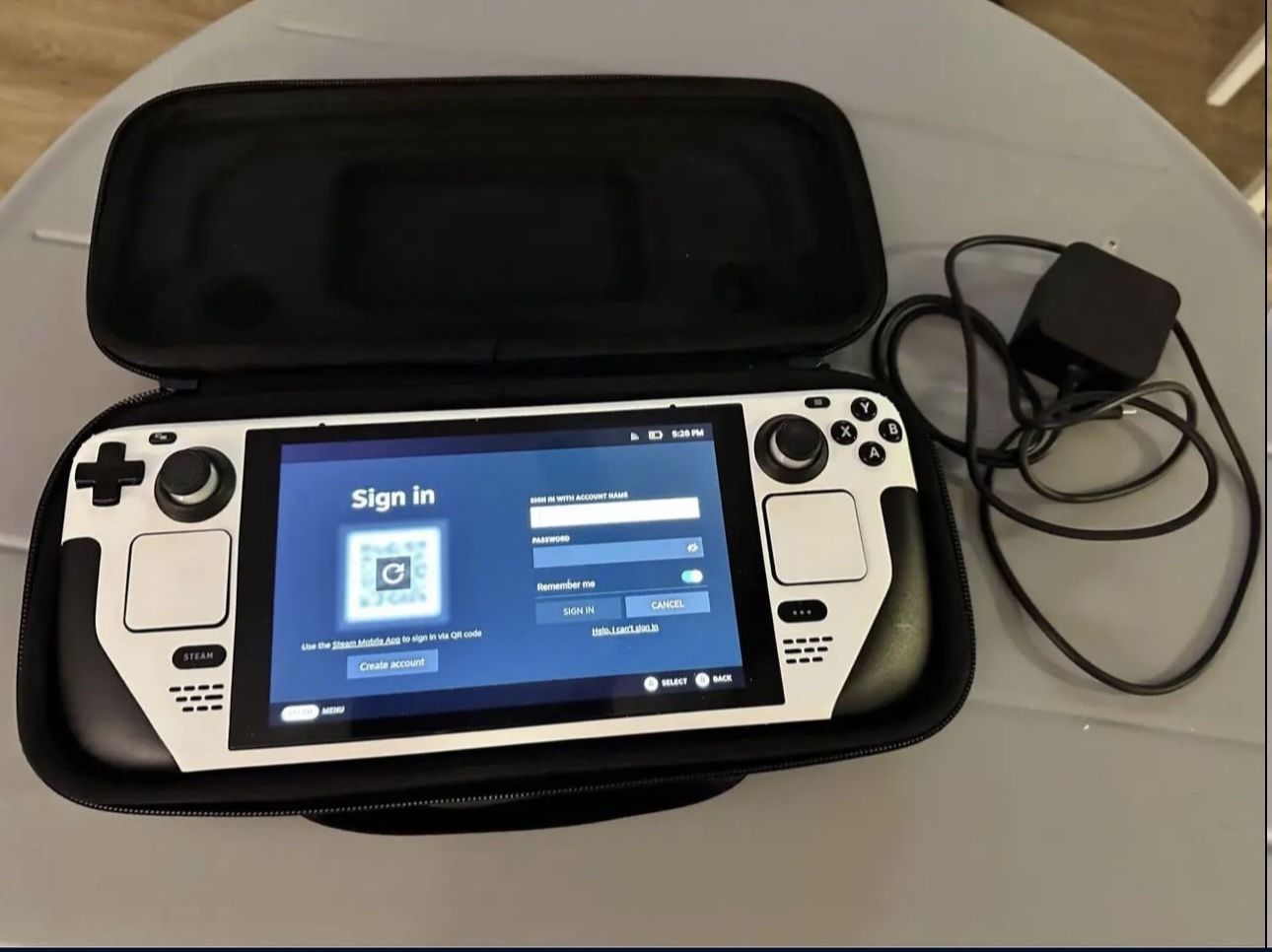 Steam Deck 256GB + 充電器 + ケース Valve Steam Deck LCD 256GB with