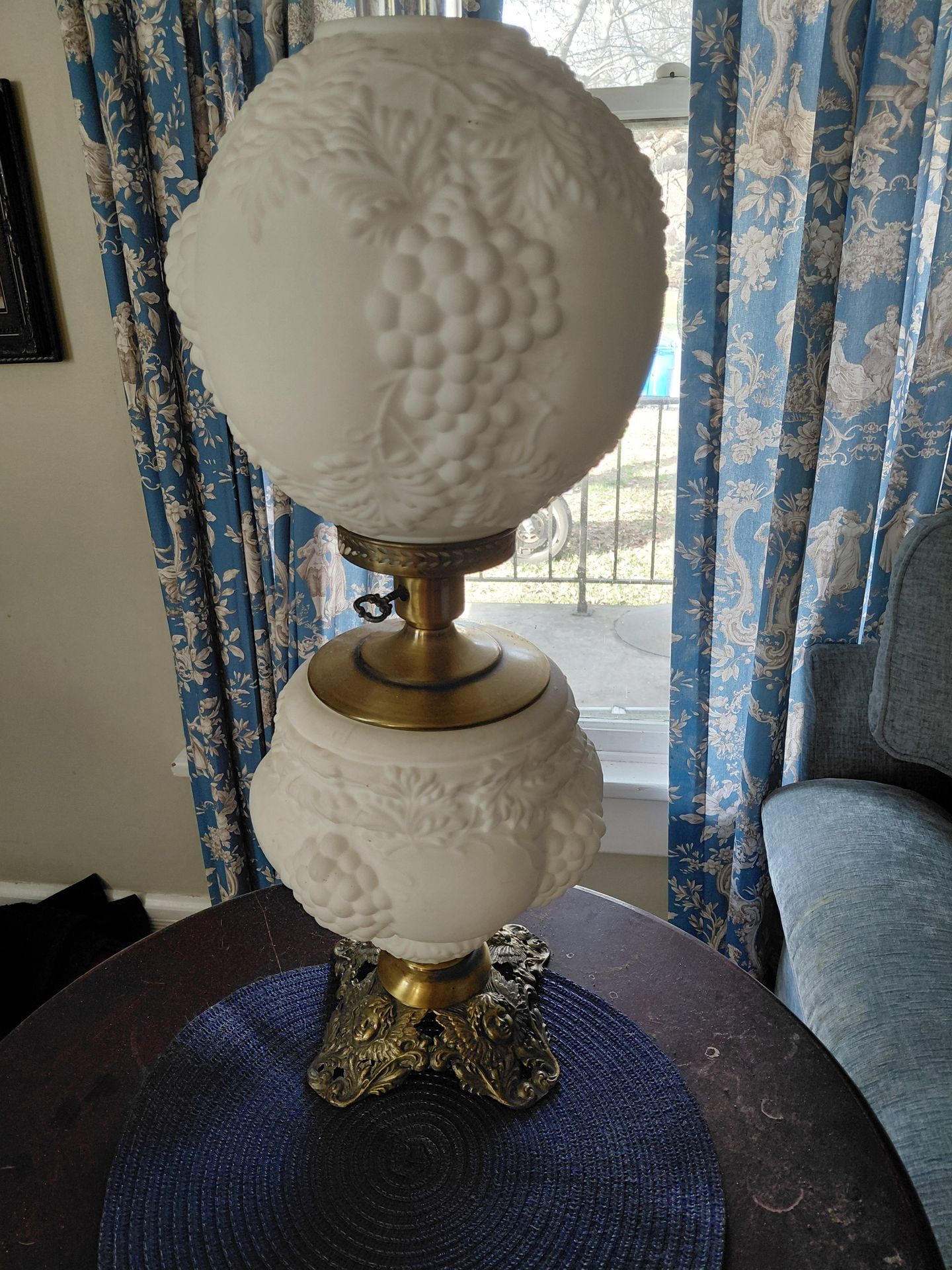 2 Antiquie White Globe Lamps