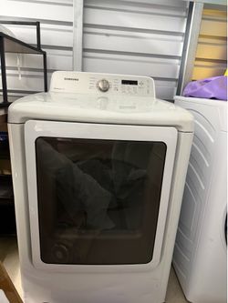 Used Samsung 7.2 cu. ft. Electric Dryer with Sensor Dry