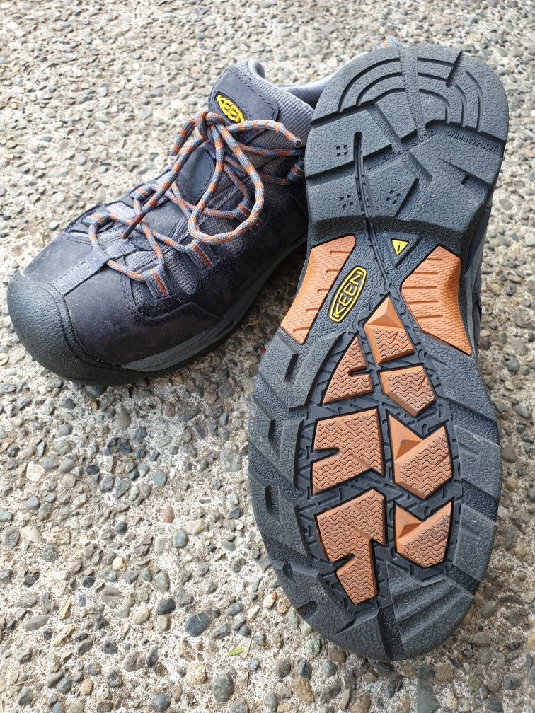 Keen Detroit XT ST 9.5