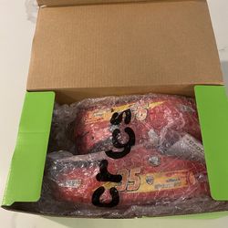 Disney/Pixar Lightning McQueen Kids Size 12