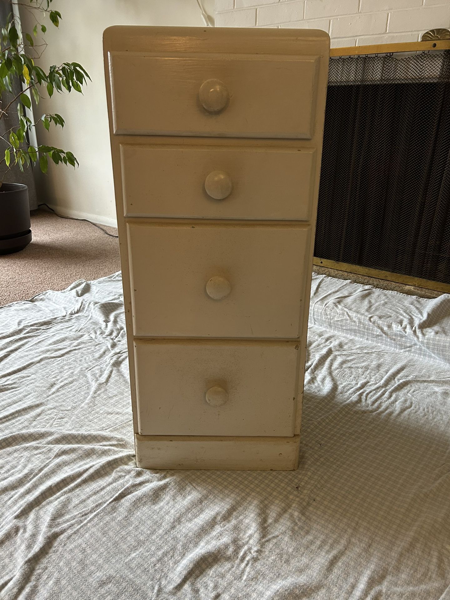 Wood Dresser