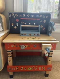 Tender Leaf Toys tool bench