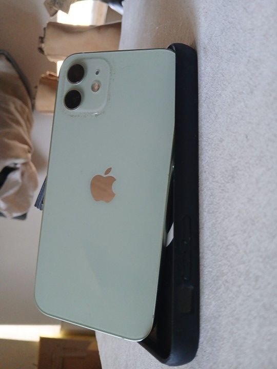 IPhone 15  Locked 