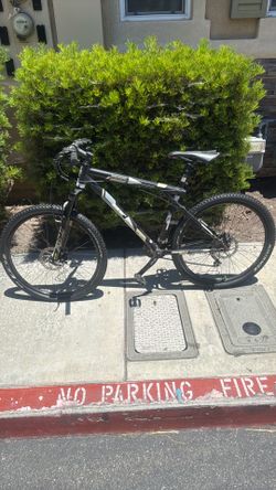 GT Avalanche Mountain Bike