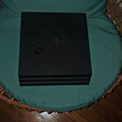 PS4 PRO